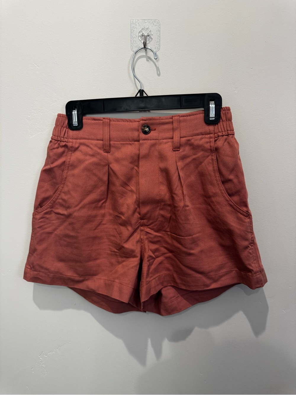 Madewell High-Waist Shorts in Rust